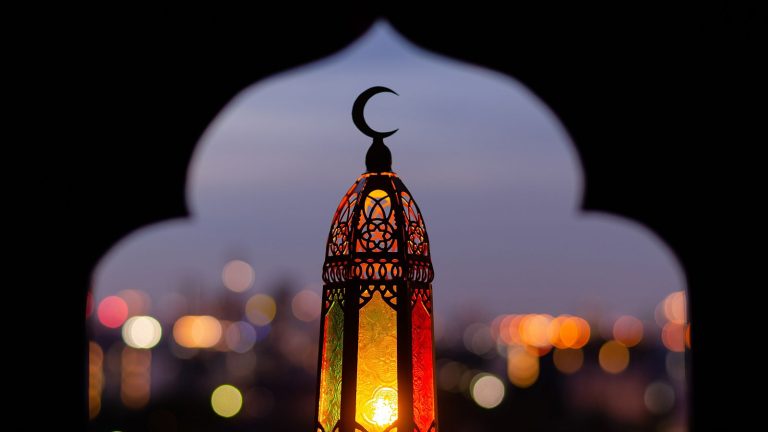غدا الأربعاء أول أيام رمضان في إسبانيا