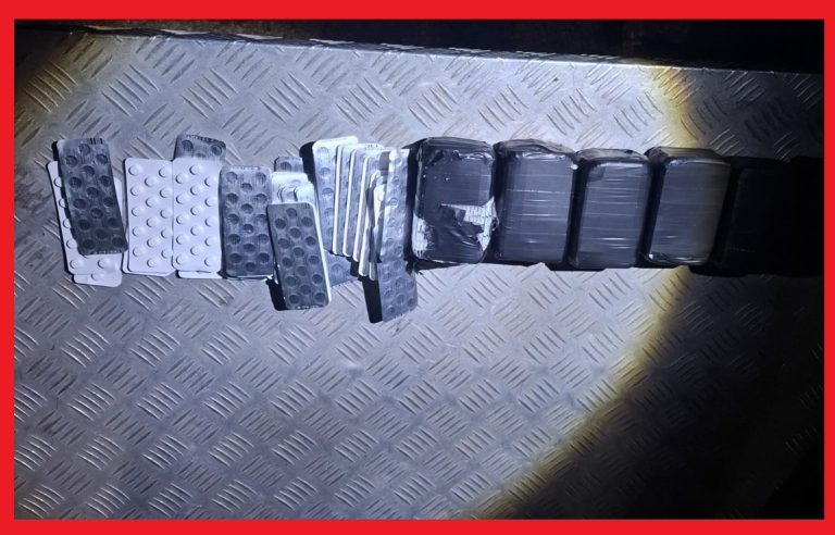 باب سبتة.. إحباط تهريب شحنة كبيرة من الأقراص المخدرة