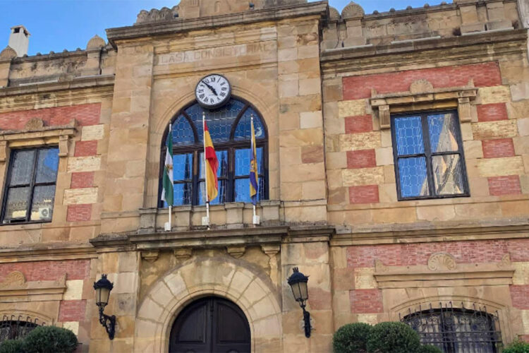 الجزيرة الخضراء.. ضبط تلاعبات في بيانات شواهد السكنى بالجزيرة تورط فيها مغاربة